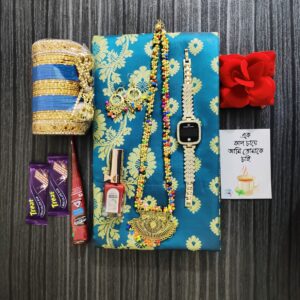 আকর্ষণীয় শাড়ী গিফট কম্ব সেট
